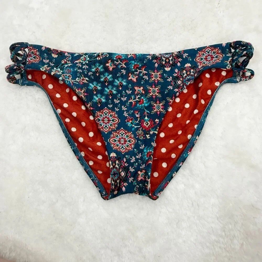 Luli Fama Cordoba Bikini Bottom Pull On Low Rise Floral Boho Women’s L